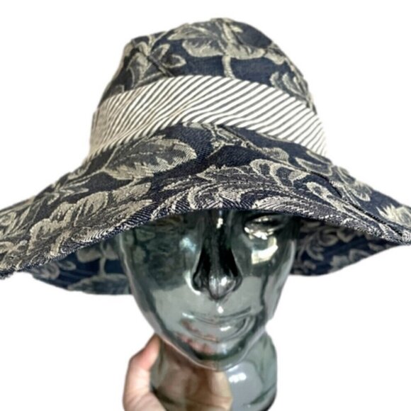Lillie & Cohoe Floral Tapestry Brimmed Sun Bucket Hat - handmade in Canada 🇨🇦 - Picture 3 of 10